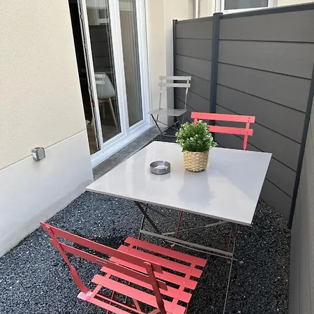 Le Sacre - Centre - Cour Privative - Parking Appartement Reims Buitenkant foto