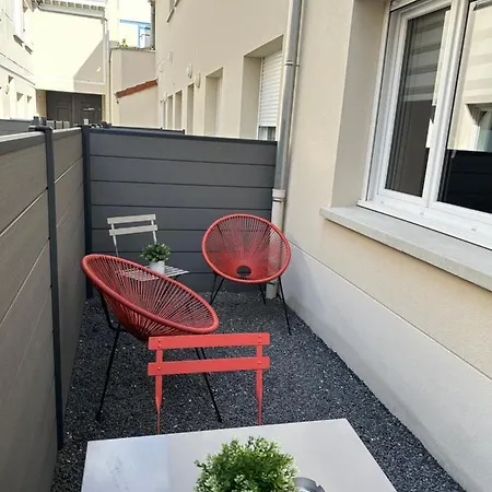Le Sacre - Centre - Cour Privative - Parking Appartement Reims Buitenkant foto