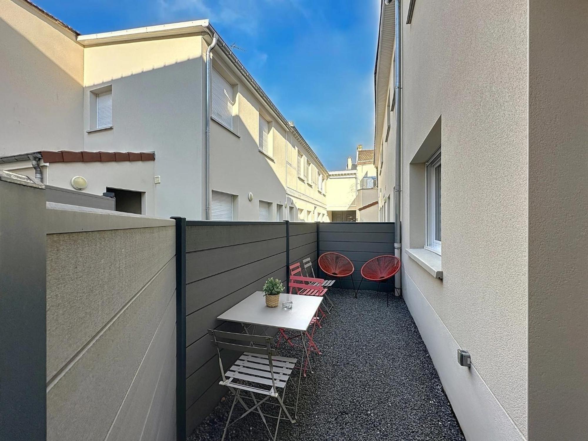 Le Sacre - Centre - Cour Privative - Parking Appartement