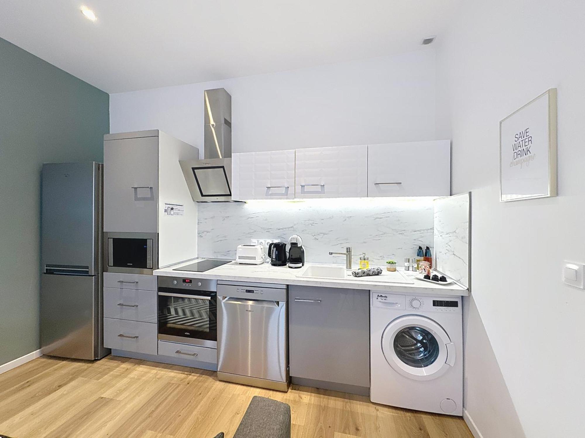 Le Sacre - Centre - Cour Privative - Parking Appartement